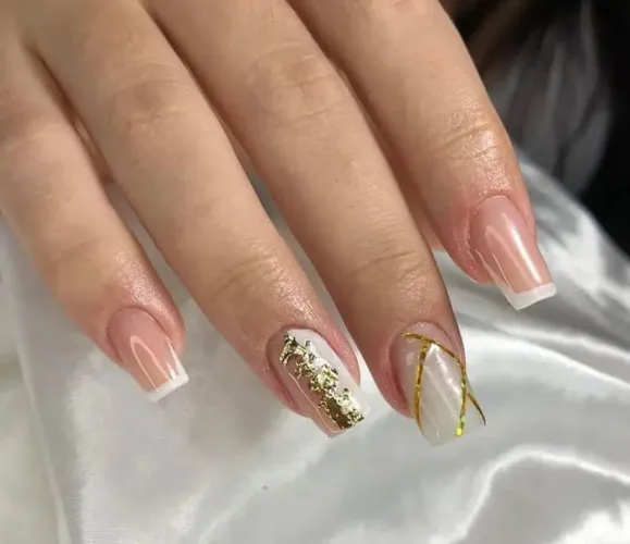Unhas em gel e cutilagem pé e mão