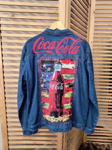 Maxi jaqueta jeans Coca Cola tamanho G