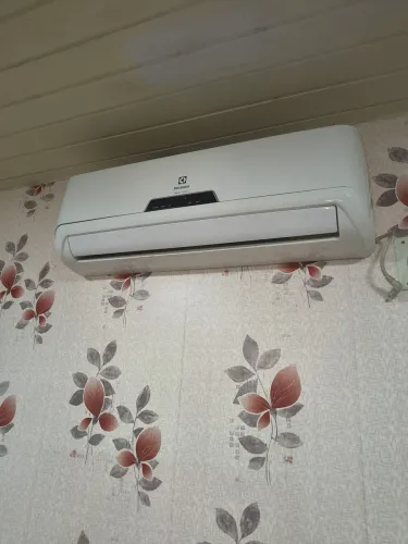 Vendo ar condicionado ELETROLUX 12000Btus 220w