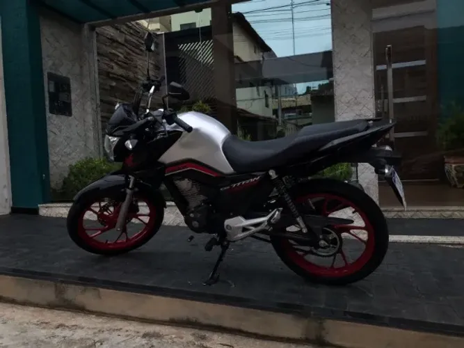 Honda CG TITAN 160 22/23 - Unico dono/Manual/Chave reserva