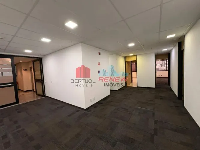 Sala para aluguel Edifício Business Center em São Paulo