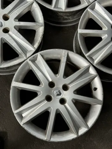 Rodas Renault aro 17 tala 7 furacão 4x100
