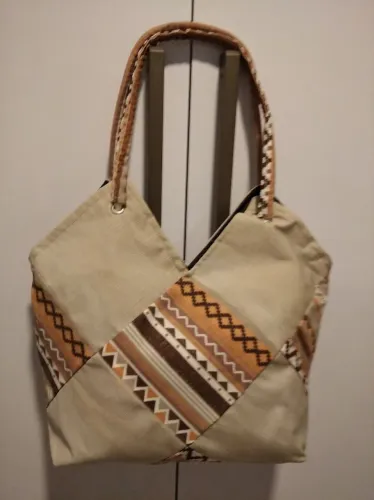Bolsa artesanal
