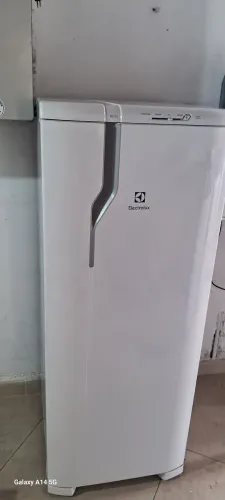 Geladeira Electrolux - RE31