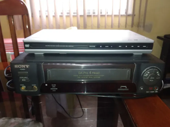 VHS sony DA 4 pro head e DVD Philco