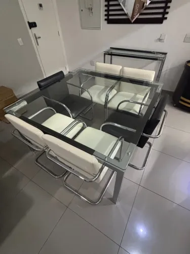 Mesa de Jantar de Vidro com 6 Cadeiras