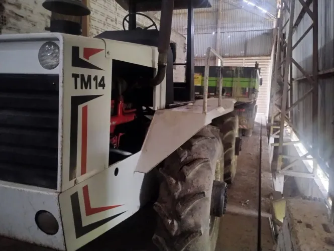 Trator Agrícola Muller TM 14