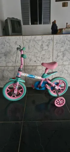 Bicicleta infantil - Peppa pig com rodinhas