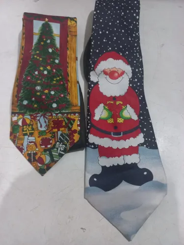 2 gravatas de Natal