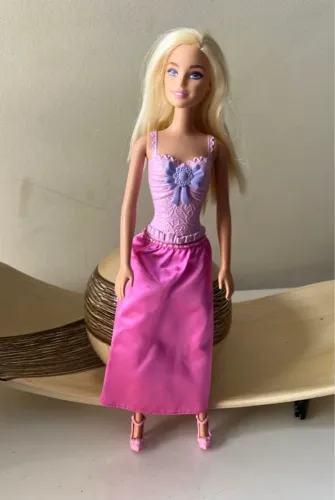 barbie princesa, da mattel,