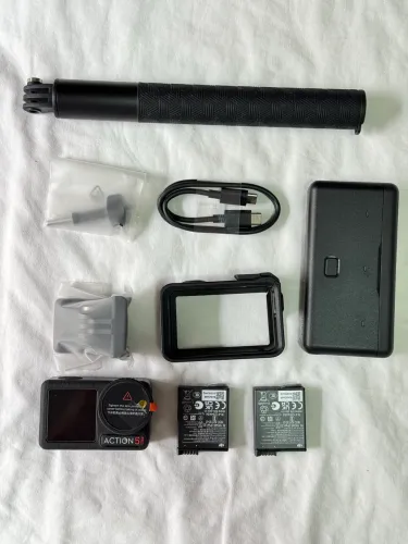 Dji Action 5 pro Adventure Combo