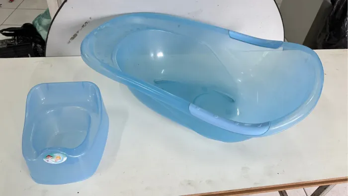 Banheira e Troninho para Bebê - Azul - usado