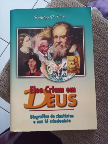 Livro Eles Criam em Deus