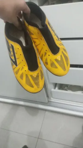 Vendo chuteira society tamanho 36 