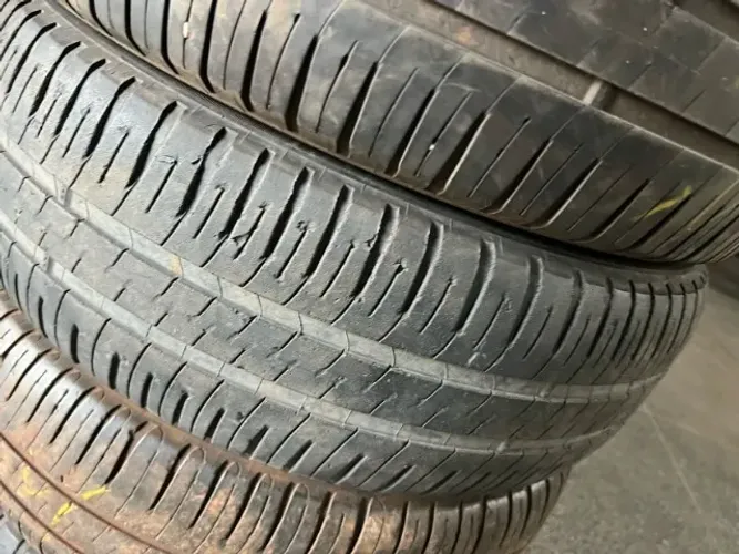 Pneu 185/70/14 Michelin  Meia Vida Util!