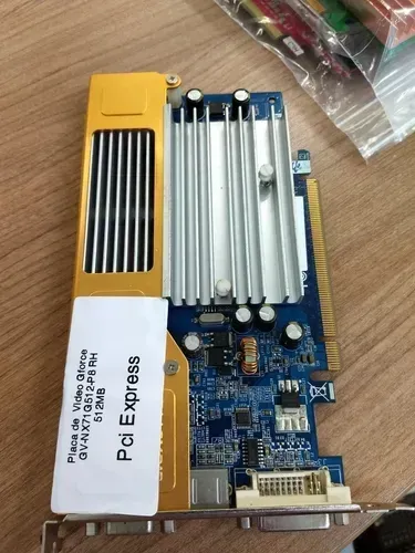 Placa De Vídeo Gforce Gv-nx71g512-p8 Rh 512mb VGA e DVI