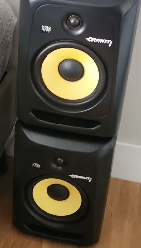 Monitor de Audio KRK Rokit 8 G3