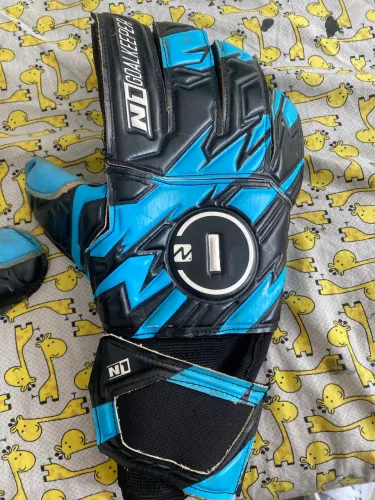 Luva de Goleiro N1 Starter