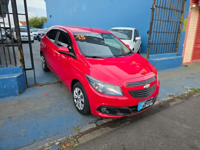 Chevrolet Onix Hatch LS 1.0 8V Flex Power Mec. 4P 2015