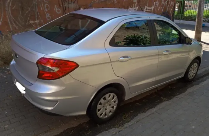 Ford KA 1.5 Sedan SE 12V Flex 4P Mec. 2021