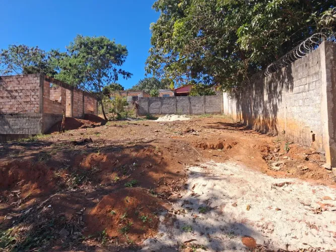 Vendo Lote em Matozinhos 