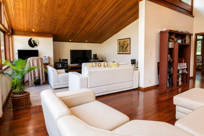 Casa residencial de 350 m² para aluguel no Ouro Velho Mansões, Nova Lima