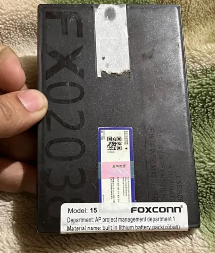 Bateria de iPhone 15 normal 100% vida útil