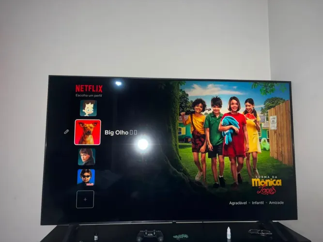 TV LG 75" 4K UHD Smart TV - Modelo 75UA8550PSA - Excelente estado
