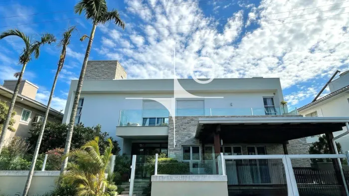 Casa 5 quartos sendo 4 suítes Campeche - Florianópolis