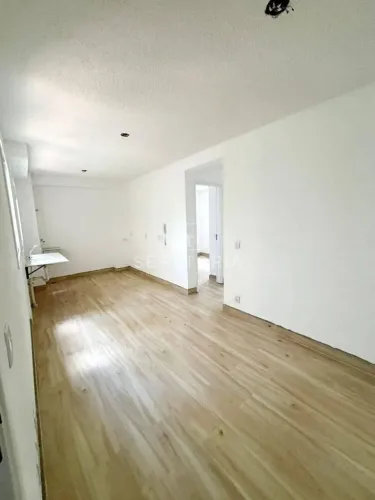 Apartamento com 2 dormitórios à venda, 40 m² por R$ 205.000,00 - Chácaras Assay - Hortolân