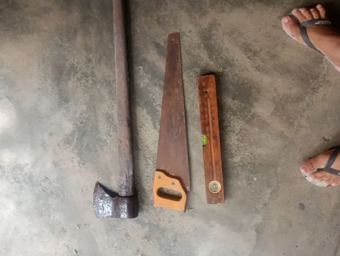 Vendo Serrote um nível um machado localização Itabaiana busca