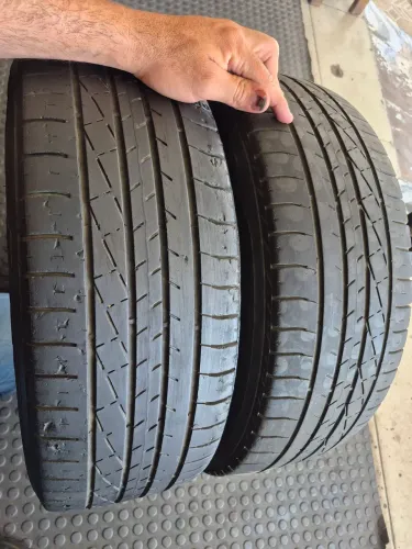 2 pneus 185/60/15 Goodyear meia vida não reaberto (350 em 3× no ct