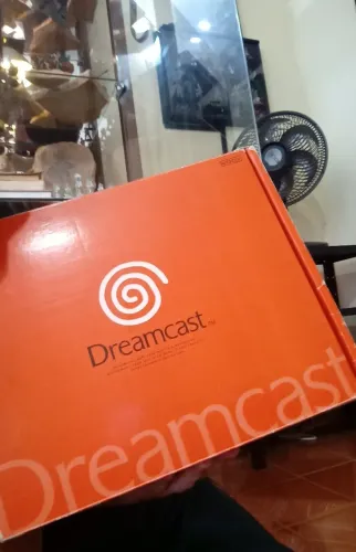 Console Dreamcast Edição Yukawa ( primeiras versões) + Acessórios originais