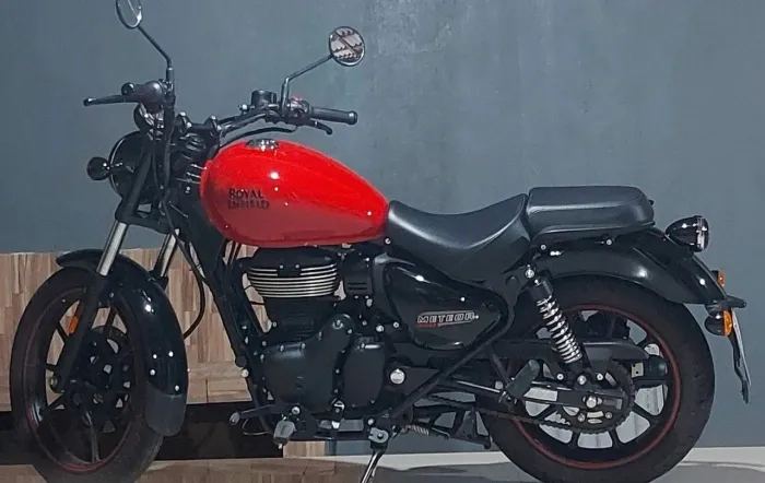 Vende-se 22.700 Cel. *