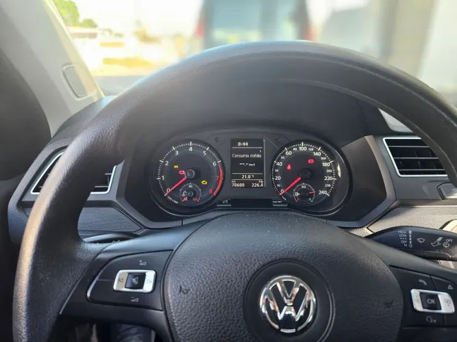 Volkswagen Voyage 1.6 MSI Flex 8V 4P 2022