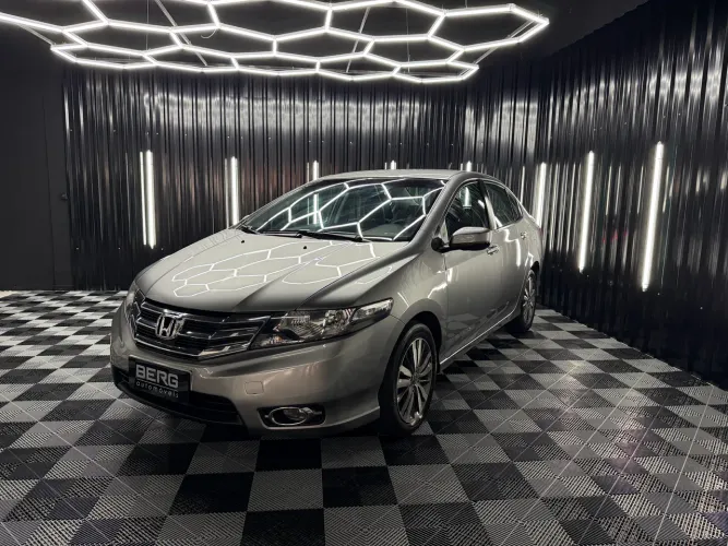 Honda City Sedan LX 1.5 Flex 16V 4P Aut. 2013