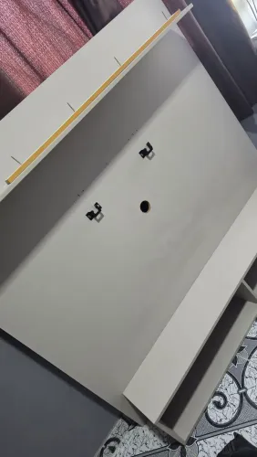 Painel de TV 65 polegadas