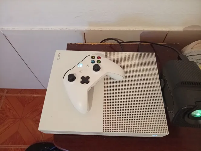 Xbox One S 1TB