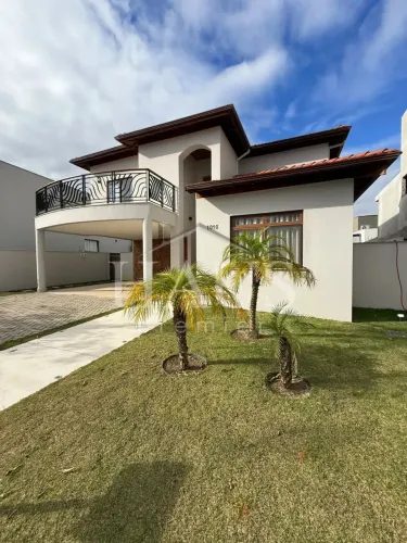 Imóvel para venda possui 300 metros quadrados com 4 quartos em São Pedro - Juiz de Fora -
