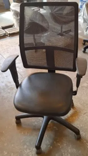 Cadeira Executiva Preta