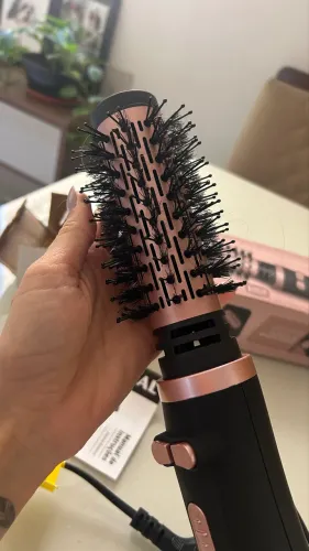 Escova Rotativa Mondial Black Rose Ion Bivolt - Usada Apenas 1 Vez!