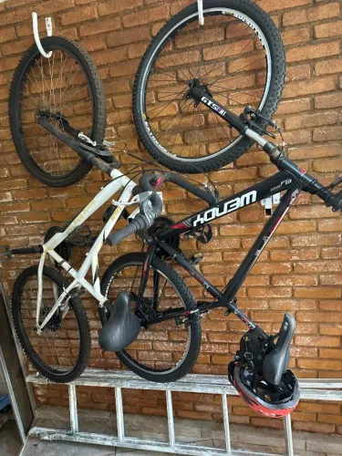 Duas bicicletas, 10 marchas, semi novas