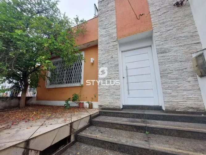 Casa Linear Reformada com Suíte e Piscina no Méier! RO01X