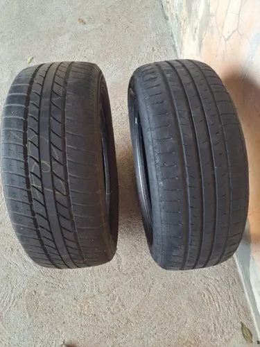 Pneu 16 205/55<br><br>Pneus 205 55 16