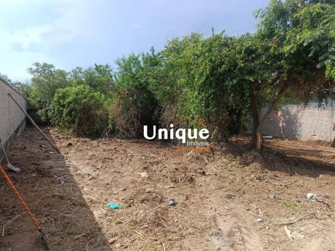 Terreno à venda, 450 m² por R$ 350 mil reais