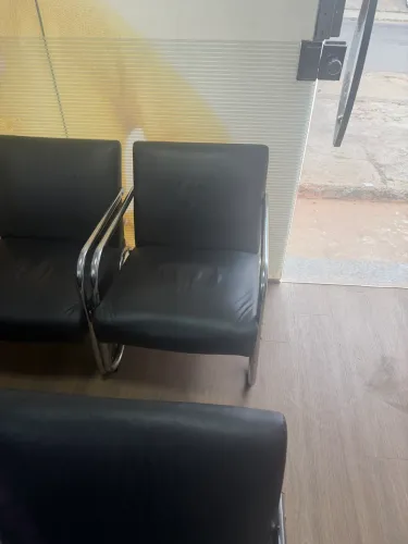 POLTRONAS PARA COMÉRCIO 