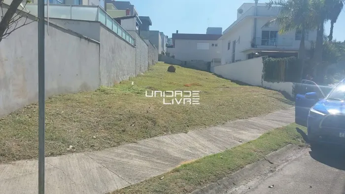 Terreno à Venda no Condomínio Bela Città Mogi das Cruzes/SP