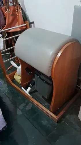 Venda de um aparelho barrel pilates