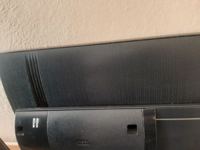 3 tvs smart com telas em curto