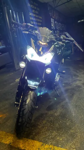 Vendo ou troco Z900 perfeita